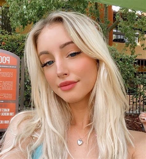 Bella Rome Bio, Age, Height, Family, Boyfriend, Net worth.